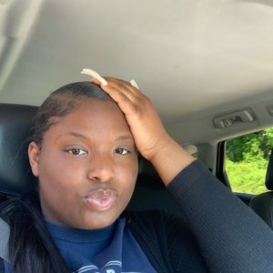 Meet your Posher, Linda